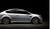 Ford Focus RS blanche profil droit
